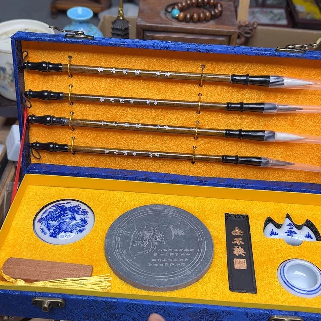 大叶紫檀（黑酸枝木类）