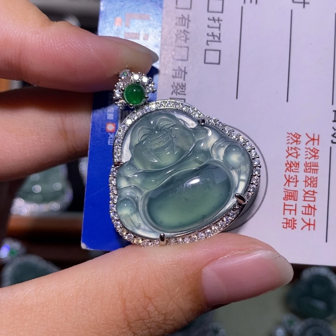 颈饰未镶嵌翡翠天然