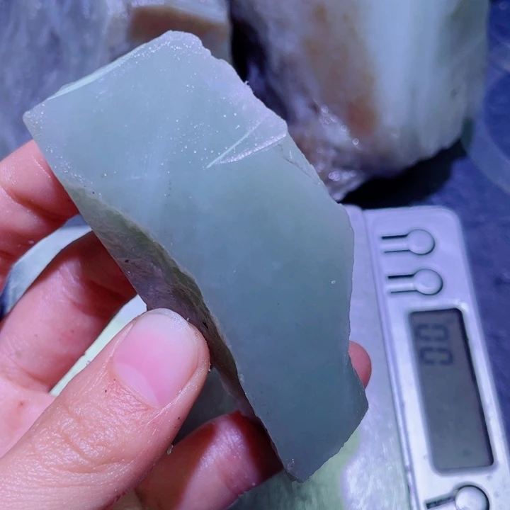 和田玉未镶嵌珠宝半成品