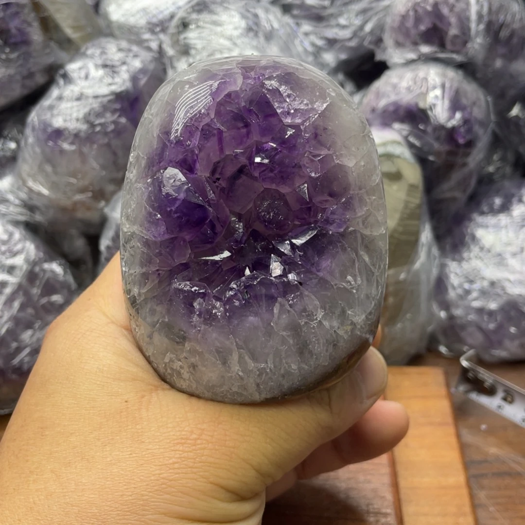 未镶嵌水晶大型摆件（非配饰）