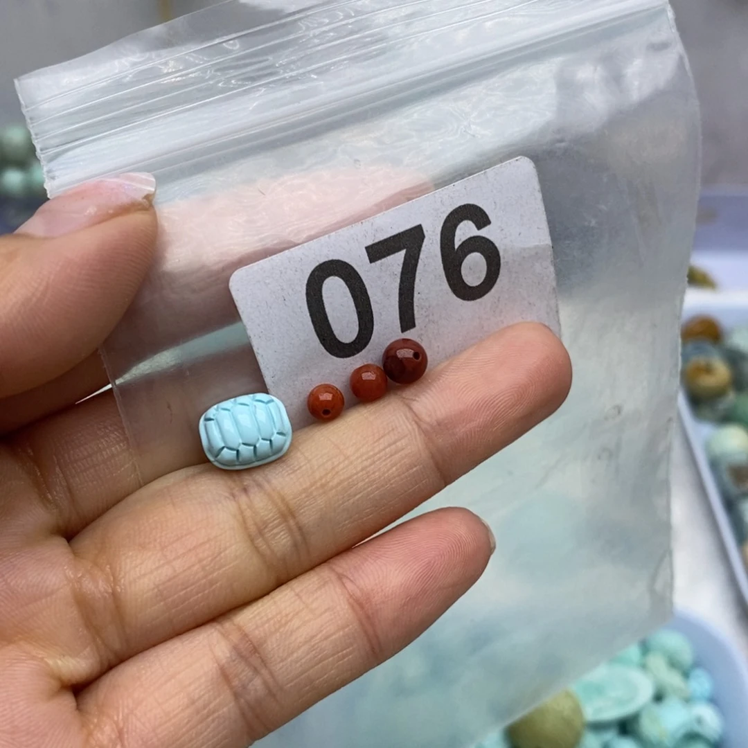 未镶嵌南红玛瑙珠宝奇石