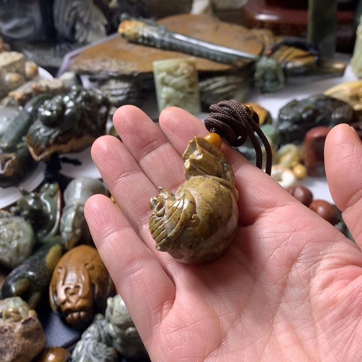 岫岩河磨玉（透闪石质玉）手链未镶嵌