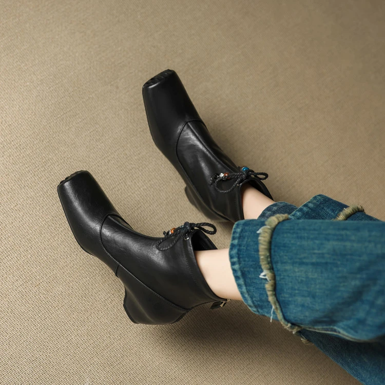 手抓纹女短筒靴绑带方头复古马丁靴牛皮秋冬中跟民族风真皮时装靴