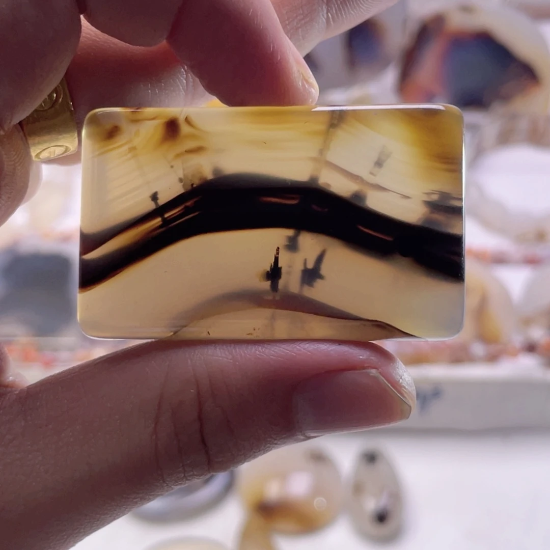 玛瑙/玉髓未镶嵌珠宝奇石