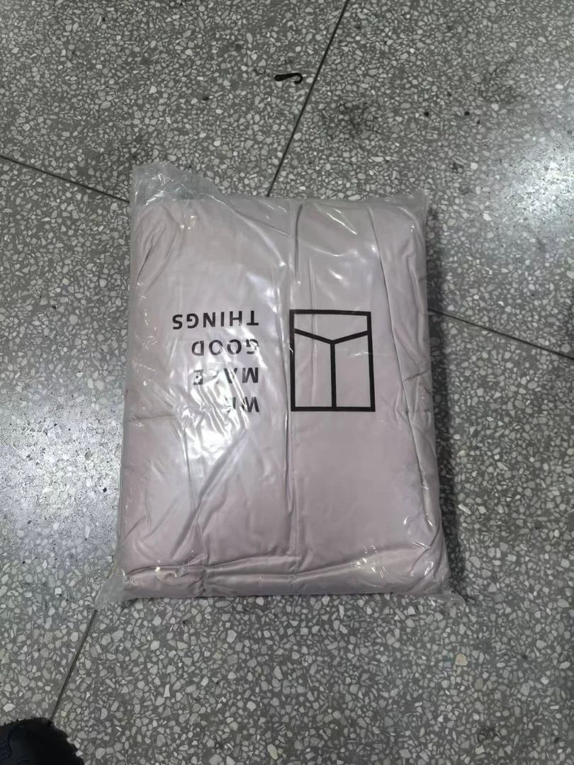 《厚广家》3楼180×210卡其色超软优质聚酯床垫 发1张3斤