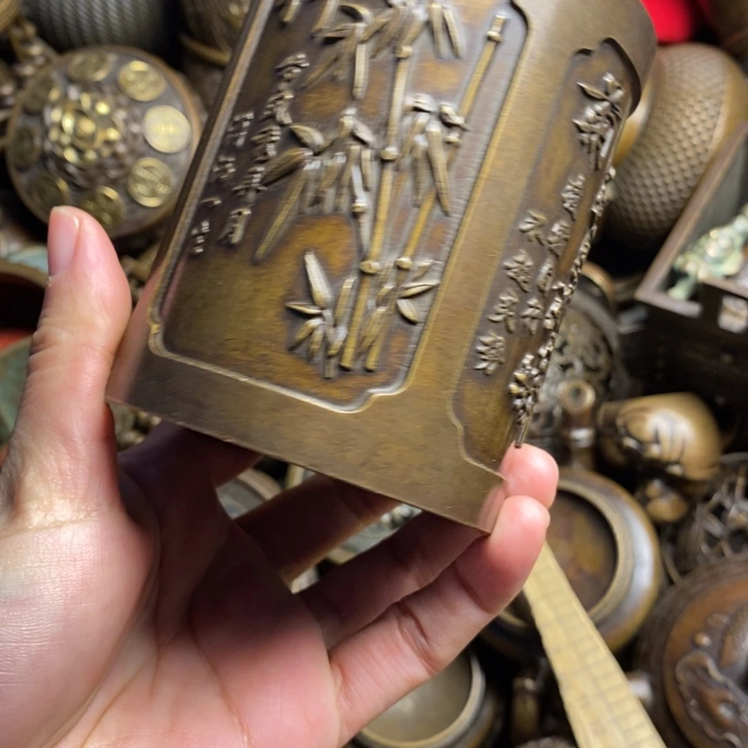 精美铜器做工精良