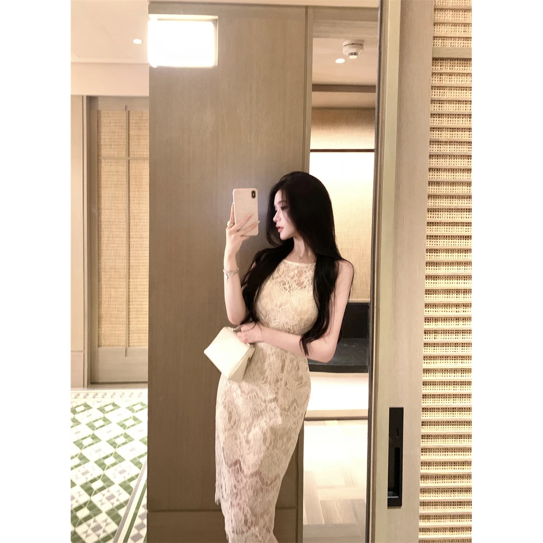 纯欲风气质温柔蕾丝无袖连衣裙女时尚百搭收腰显瘦高级设计感裙子