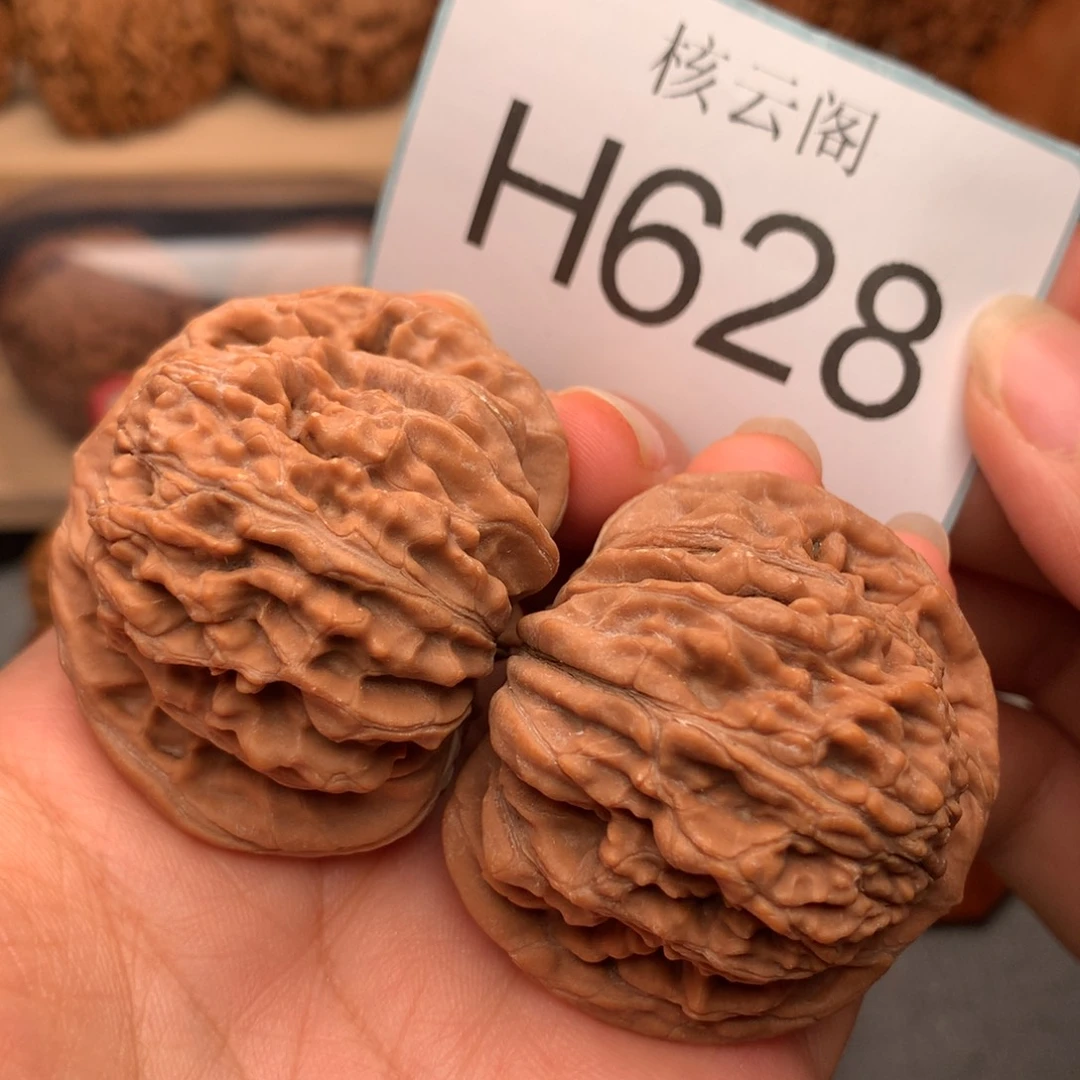 文玩核桃把件45全品平谷楼