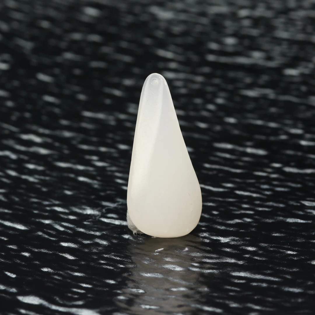 12和田玉白玉随形莲花/400122上海嘉禾拍卖