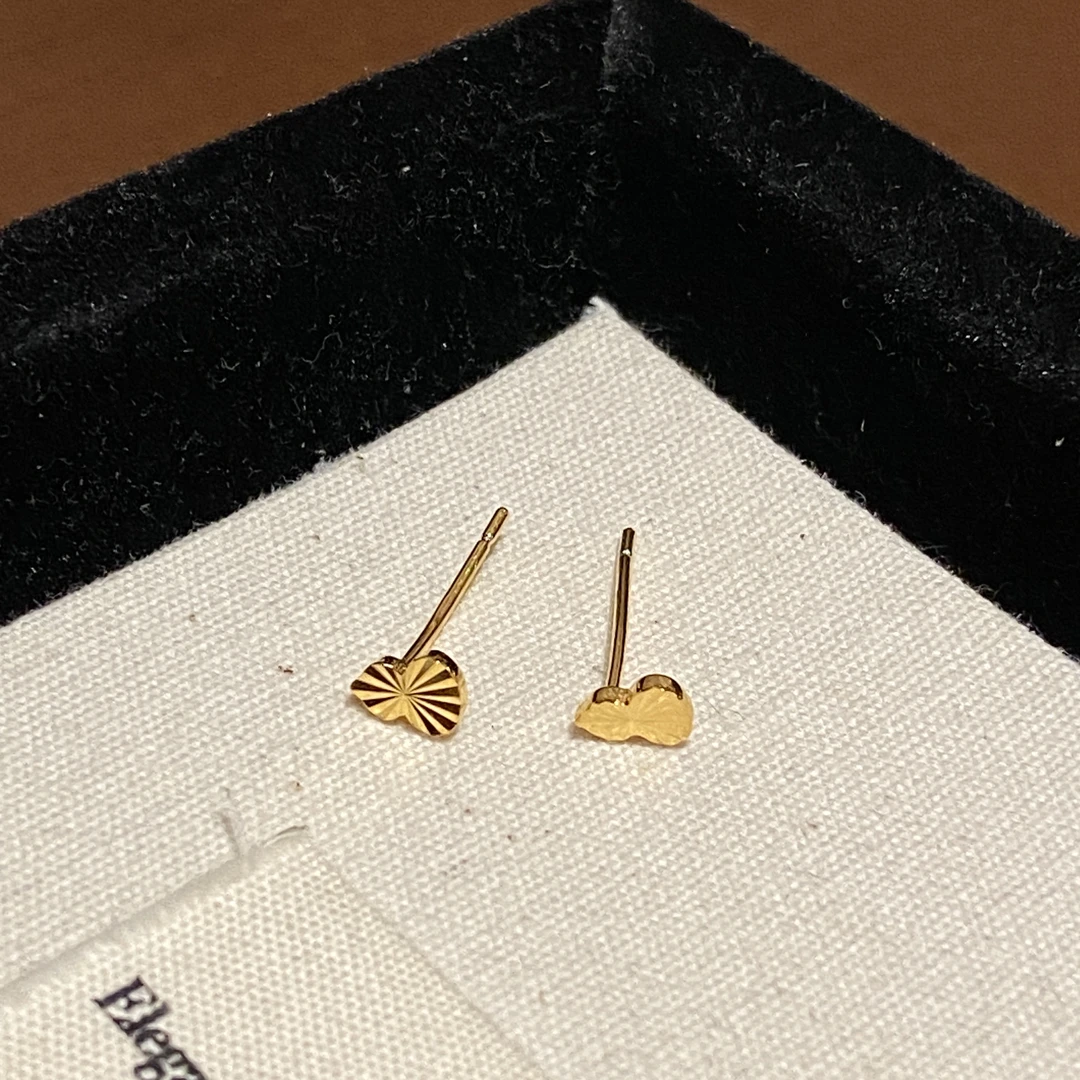 925银耳饰 设计感精致小巧葫芦百搭耳钉A2599