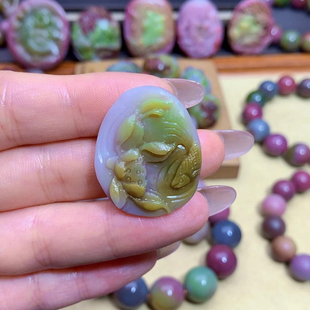 挂件玛瑙未镶嵌盐源定制