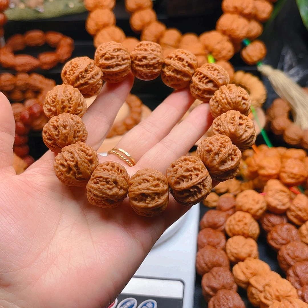 ***吊坠文玩核桃核桃手串