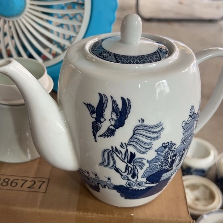 古典园林老标茶壶