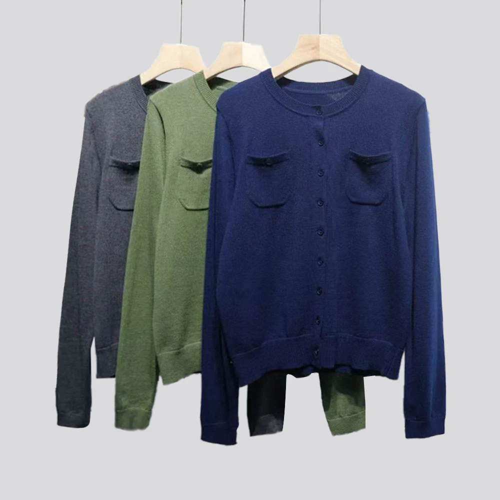 圆领双口袋长袖针织衫-YMY2504034