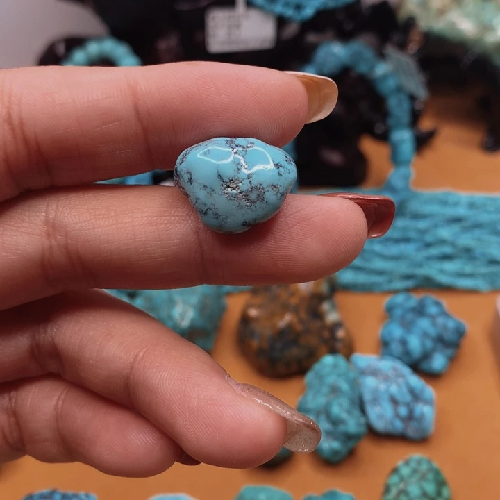 绿松石原矿未镶嵌云**意