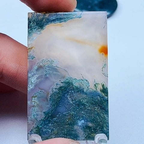 玛瑙/玉髓颈饰未镶嵌路*