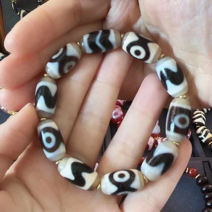 玛瑙/玉髓颈饰未镶嵌合金