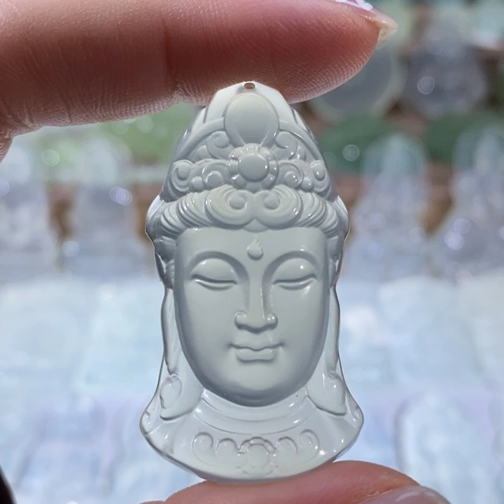 岫玉未镶嵌颈饰吊坠