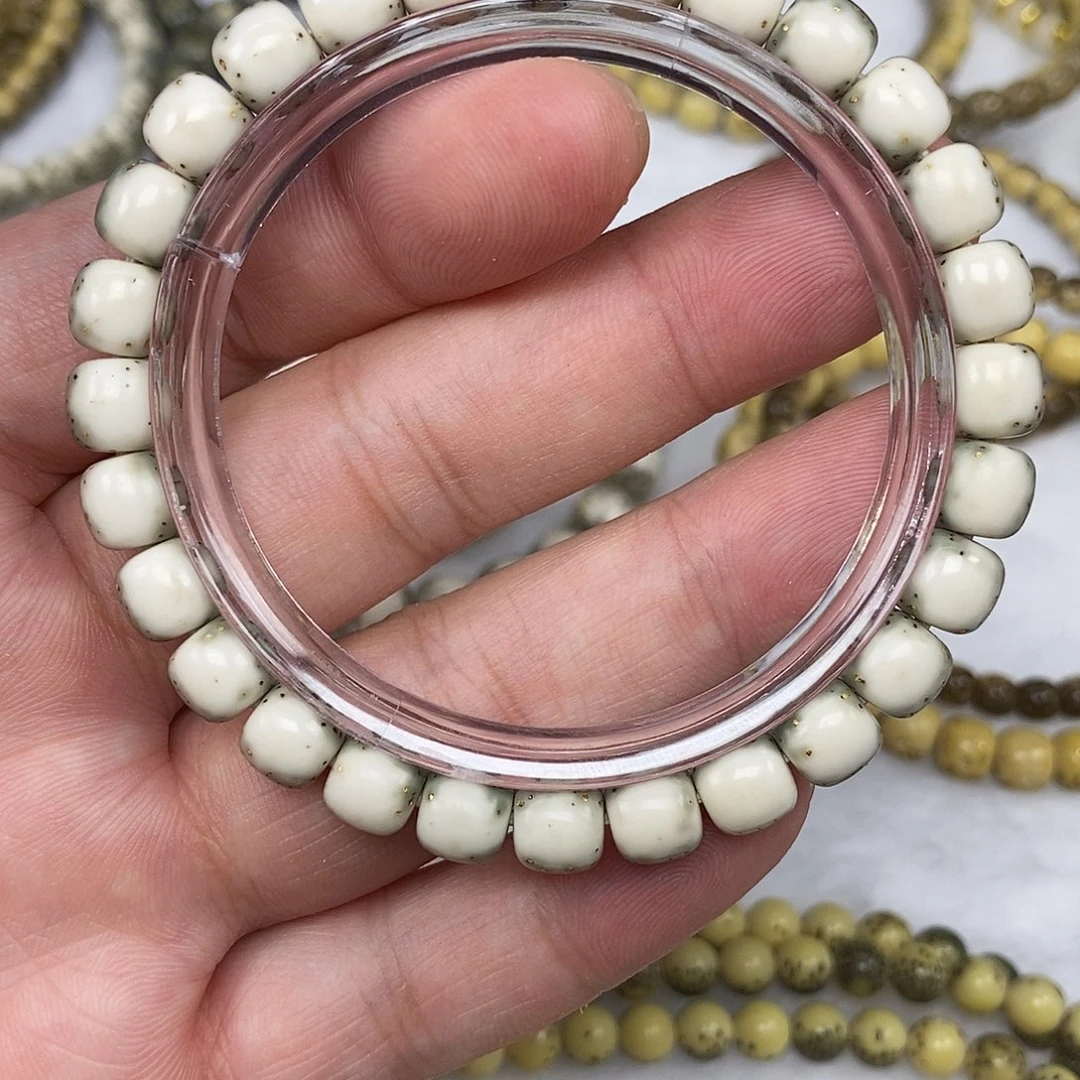 星月菩提手串绿背河豚