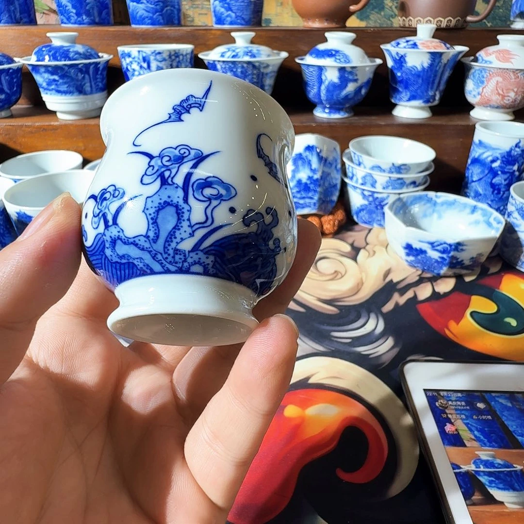 ヾ***、泥塑主人杯手工手绘