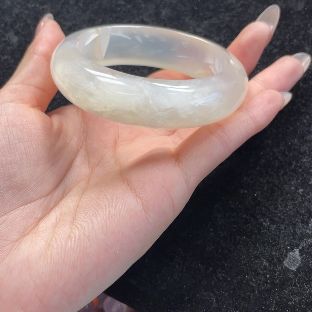 玛瑙/玉髓未镶嵌手镯