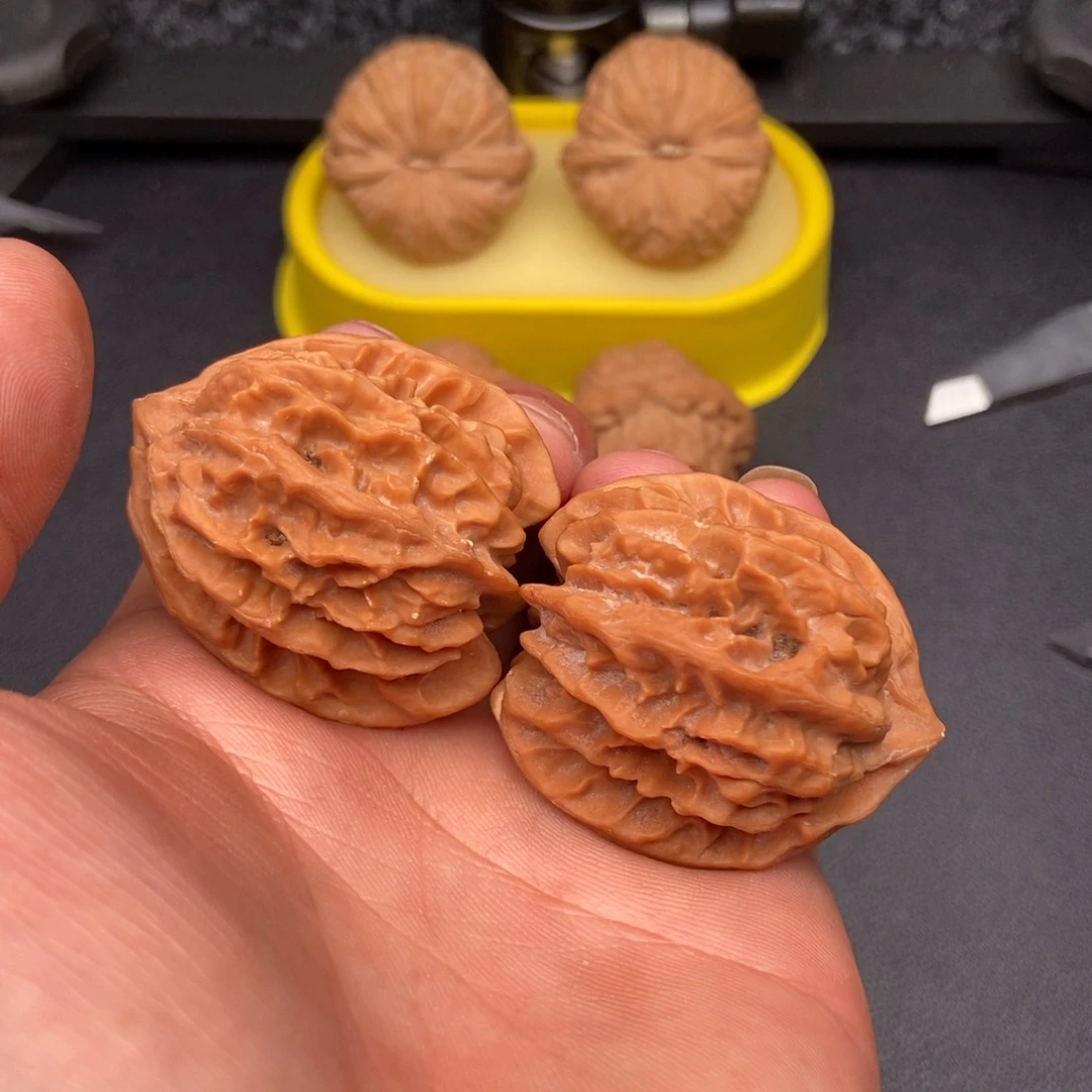 把件文玩核桃老树红皮大龙36