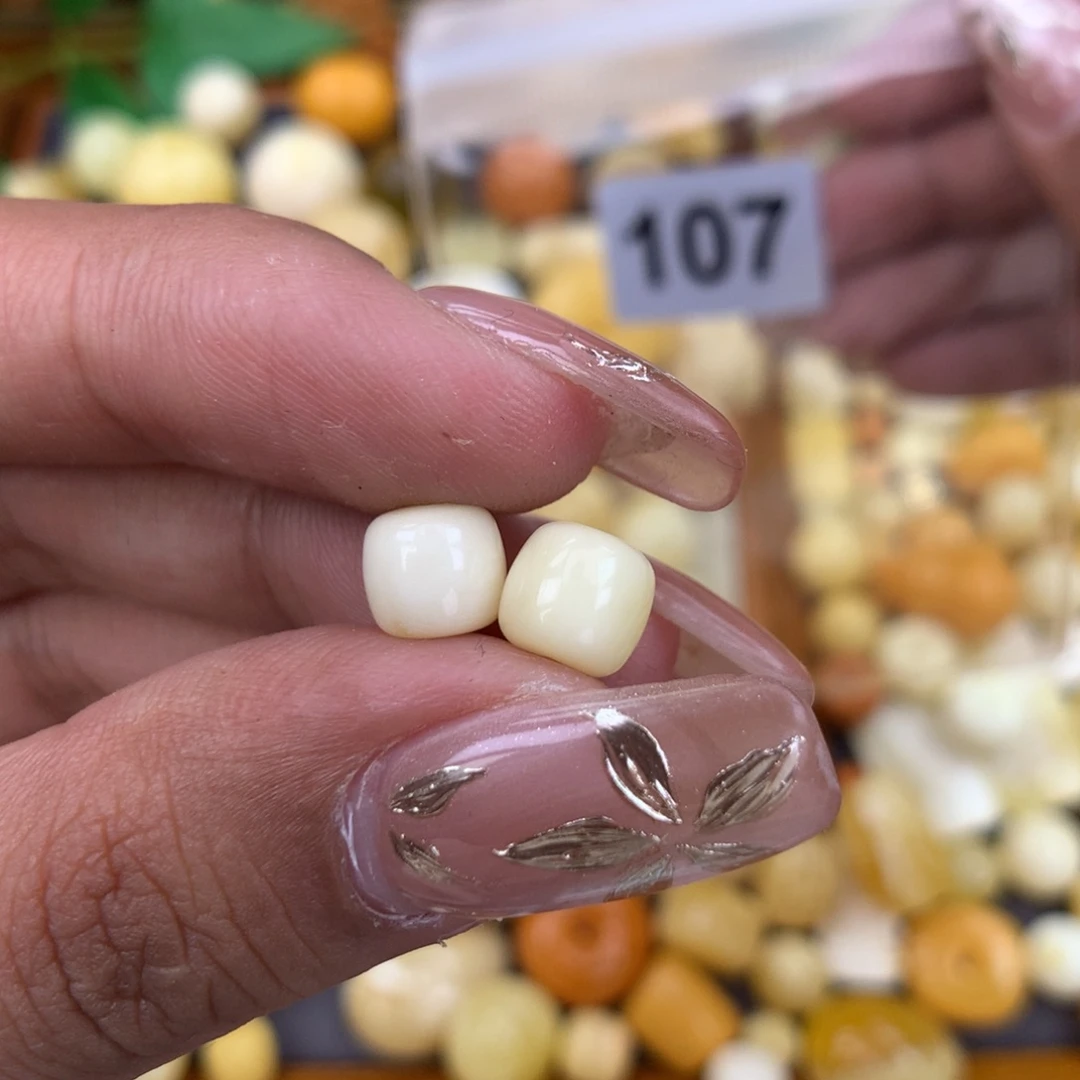 琥珀珠宝奇石未镶嵌7