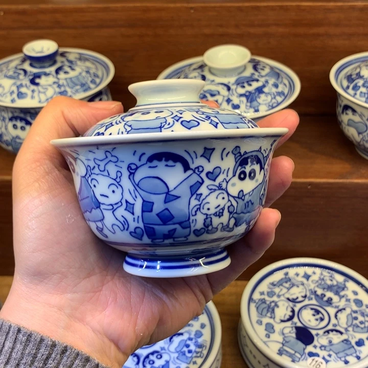 蜡笔小新两才盖碗150毫升左右169号