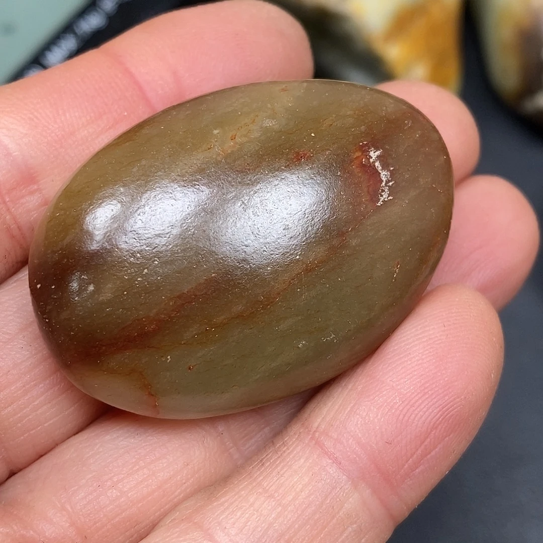 和田玉未镶嵌珠宝奇石