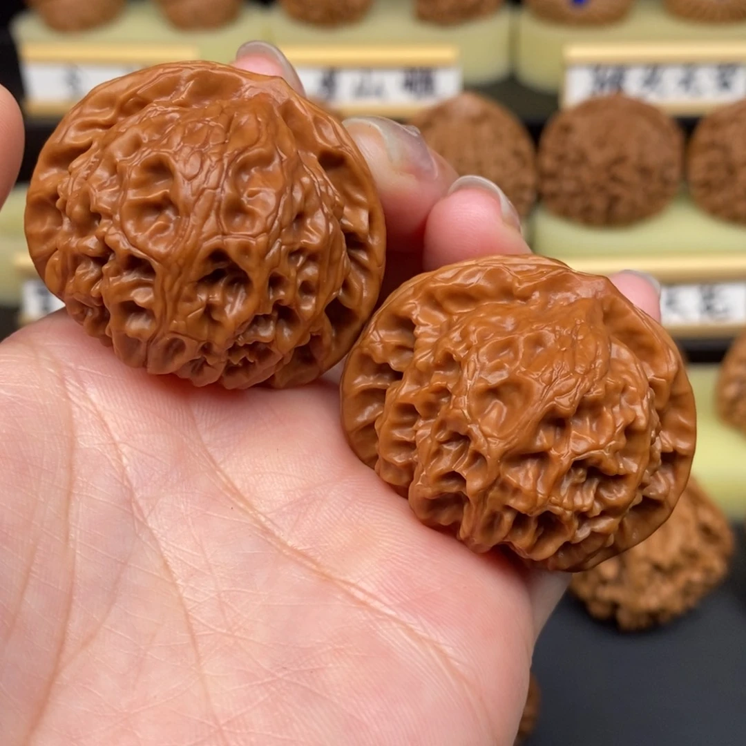 文玩核桃吊坠宫灯