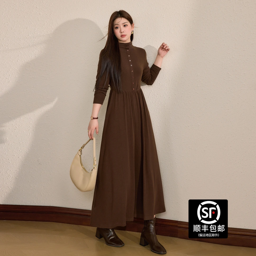 蓝语大码女装2025秋季美拉德咖色针织连衣裙胖mm半高领内搭长裙子