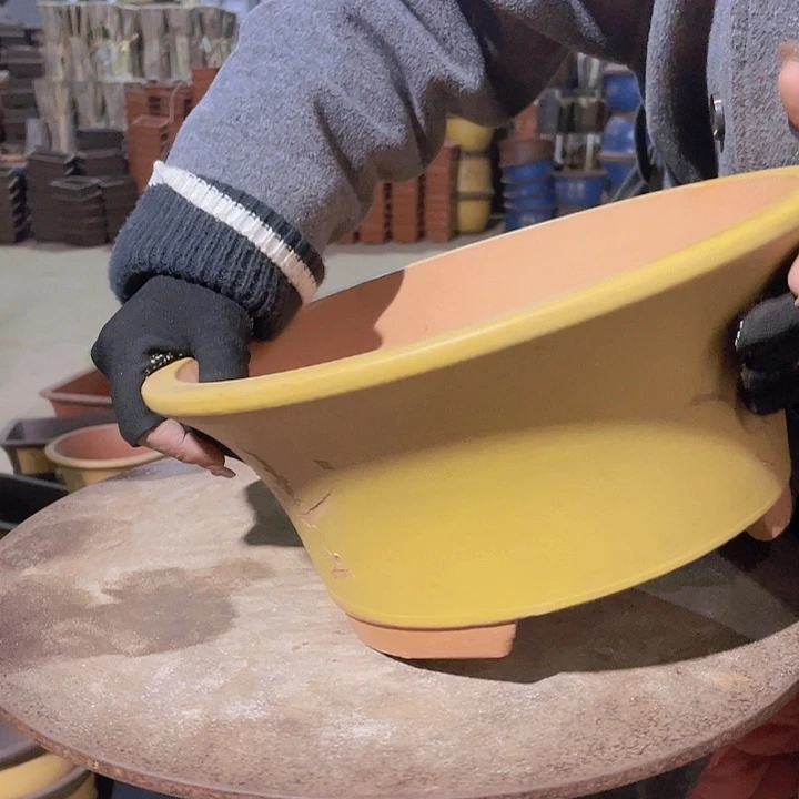 紫砂33黄色票口山水