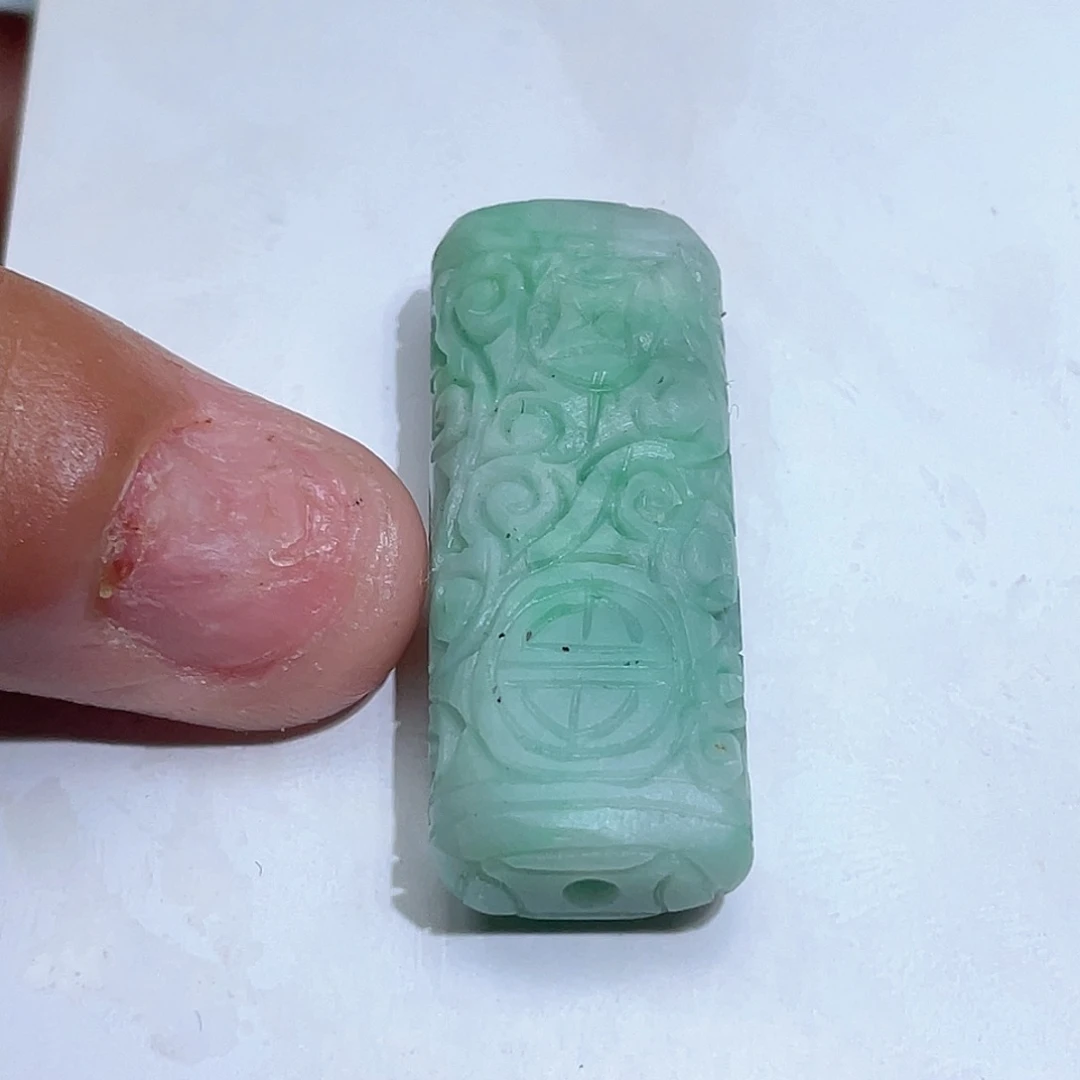 定制翡翠未镶嵌在