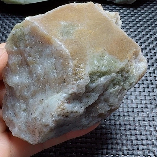 和田玉（糖玉）未镶嵌珠宝半成品