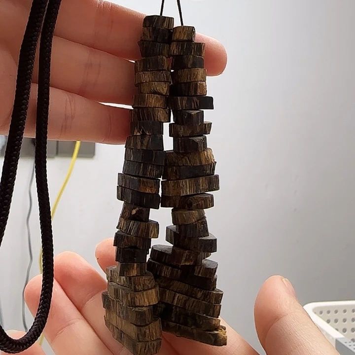 沉香手串绿棋车挂