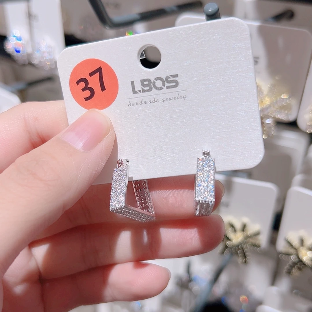 琉璃纯铜合金耳环的