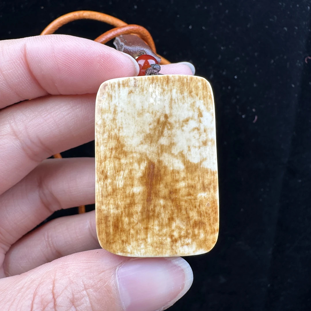 P2950天然猛犸牙 肥皂无事牌 25*37*12mm支持鉴定 假一罚四