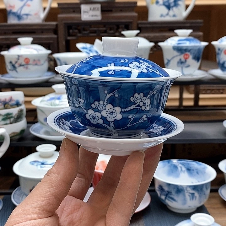 手绘微瑕冰梅盖碗