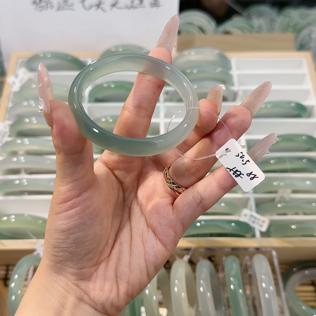 手镯玛瑙/玉髓未镶嵌圈口50.5