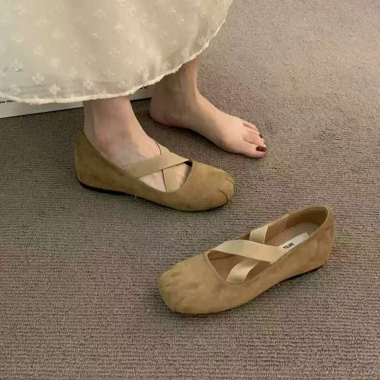 法式内增高奶茶卡温柔玛丽珍晚晚鞋2025春秋气质仿皮绒面坡跟单鞋