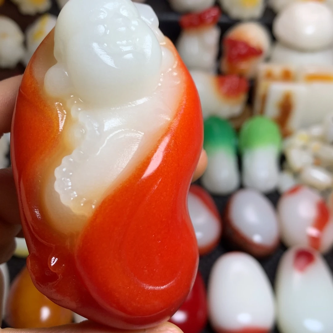 新疆戈壁石五彩石