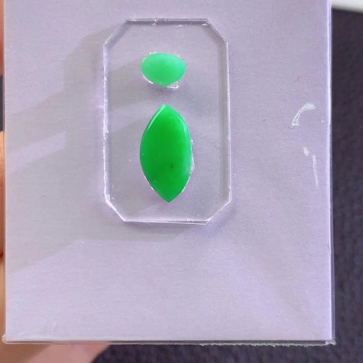 定制翡翠未镶嵌翡翠