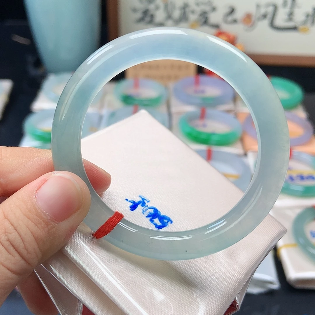 翡翠未镶嵌手镯76号