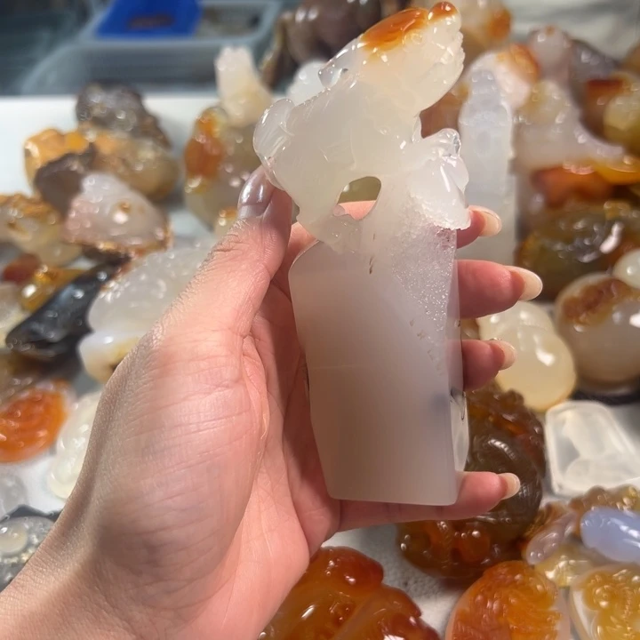 玛瑙/玉髓吊坠(不含链)未镶嵌用****人