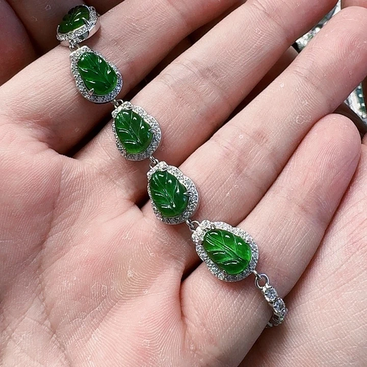 翡翠颈饰未镶嵌天然A货翡翠放漏