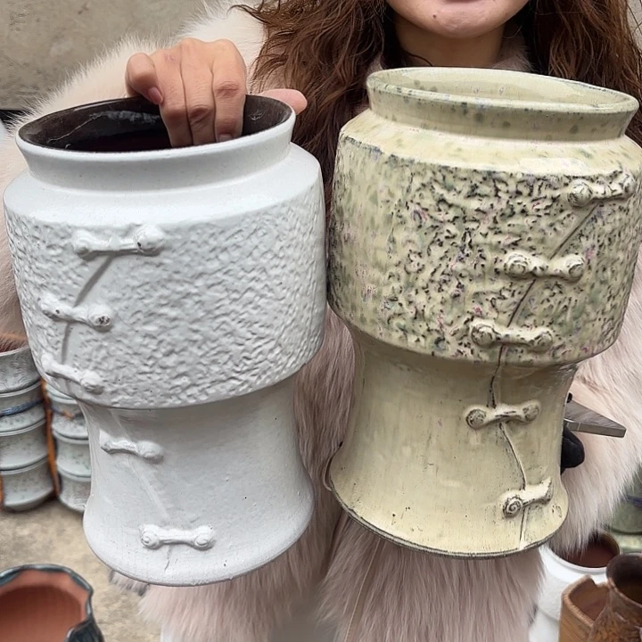 紫砂茶碗口15高27两个旗袍