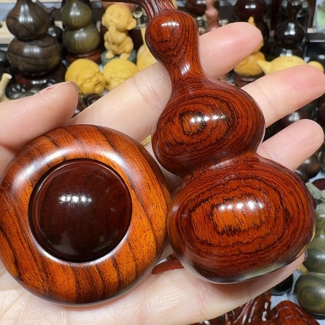 姚***法木东非小叶时来运转➕微凹黄檀直径4葫芦