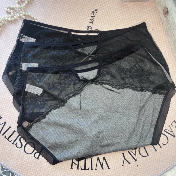 早秋新款简约螺纹棉拼接蕾丝大码中高腰女士三角内裤