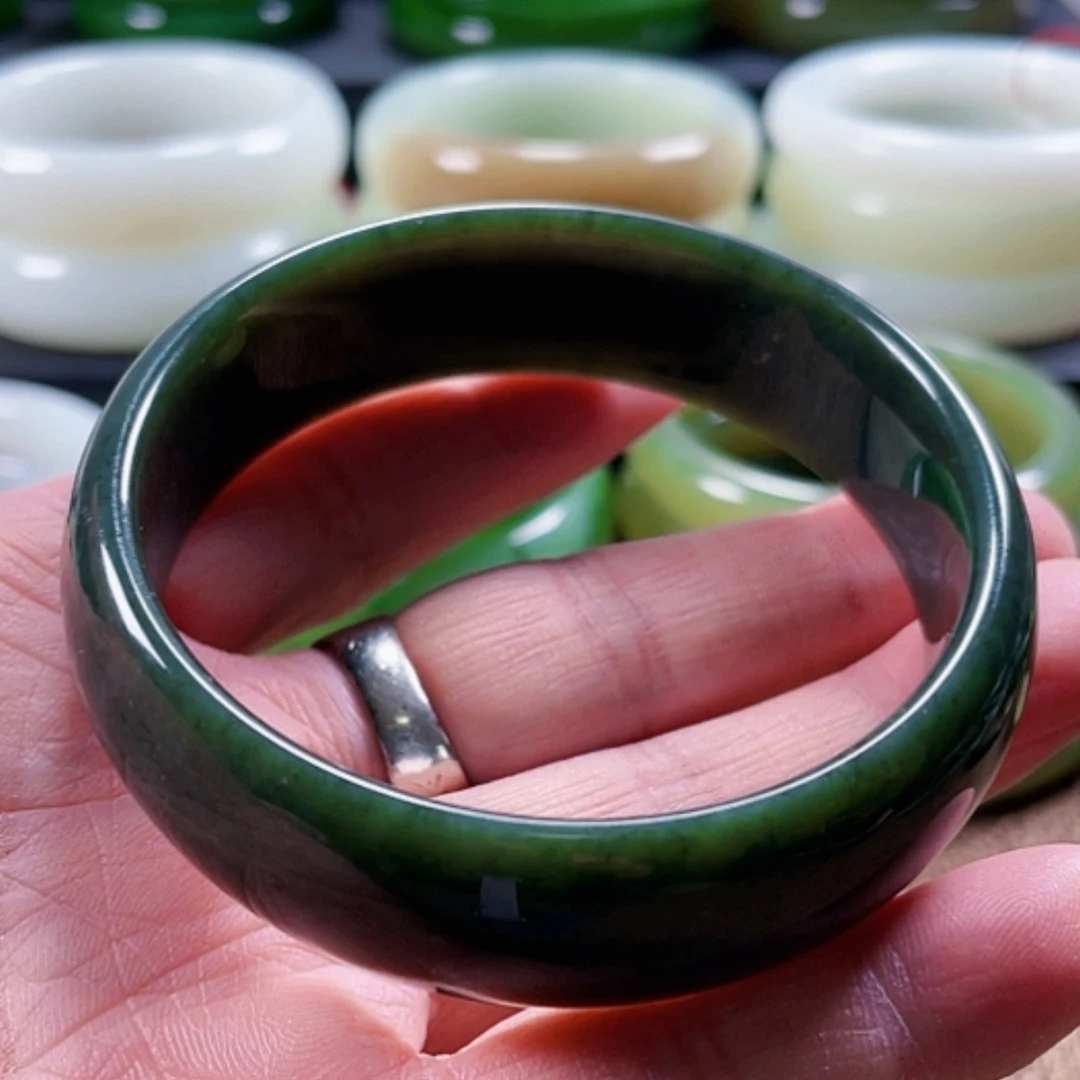 【闪购商品】和田玉手镯未镶嵌