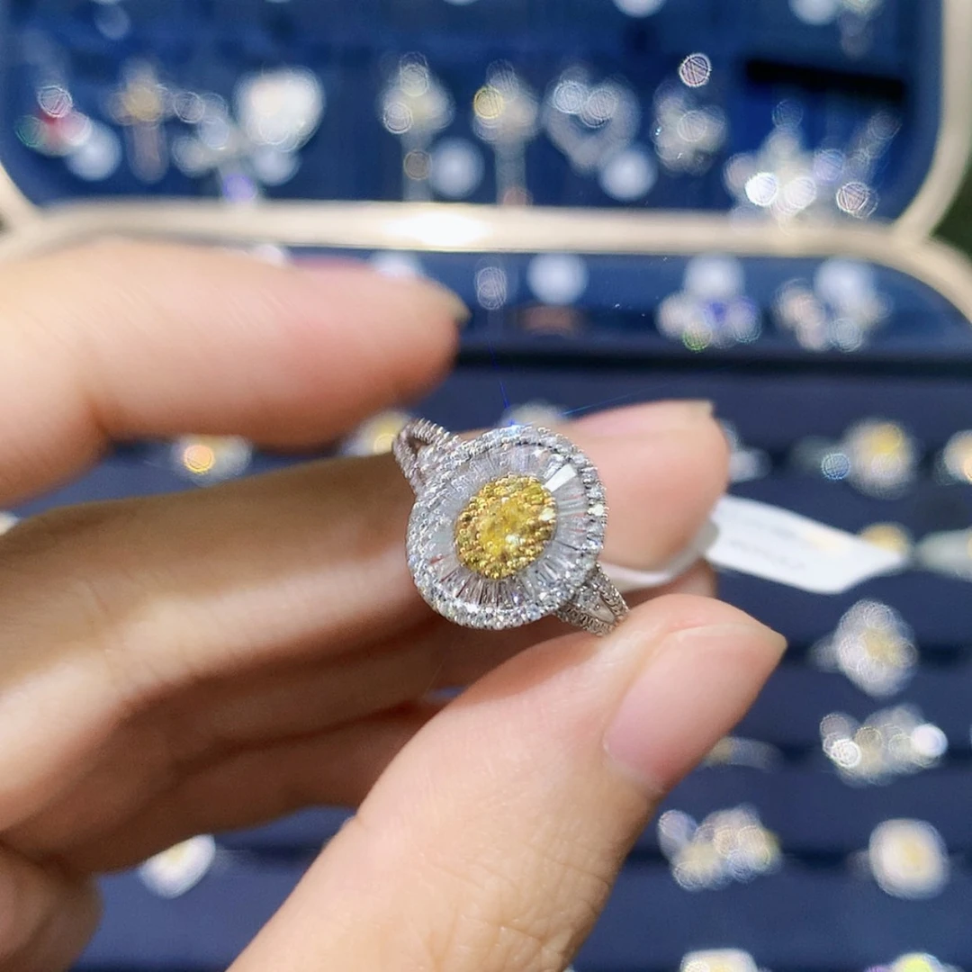 【闪购商品】18K金镶嵌戒托钻石